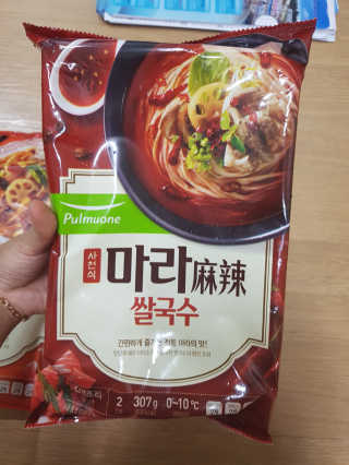 풀무원 마라덕후 모여라~ 사천식 마라쌀국수+마라볶음쌀국수 — 4점을 준 리뷰어가 2019년 10월 올린 사용 사진