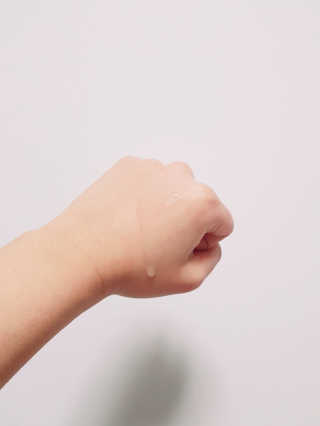 블랑벨 스피루리나 에메랄드 에센스 — 4.83점을 준 리뷰어가 2018년 3월 올린 사용 사진