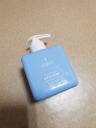 포잇 블루에너지 아줄렌 대용량 수분크림300ml — 5점을 준 리뷰어가 2018년 10월 올린 사용 사진