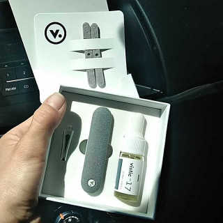 Vistic Car Air Freshener - Drec — 5점을 준 리뷰어가 2018년 7월 올린 사용 사진