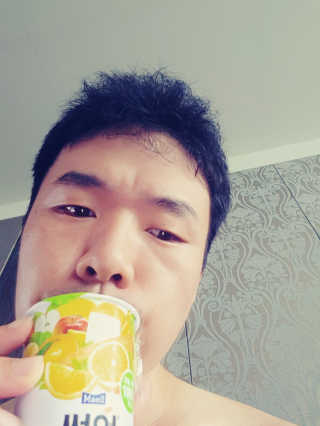 과일야채샐러드 썬업 과일야채 샐러드 3종 — 5점을 준 리뷰어가 2018년 8월 올린 사용 사진