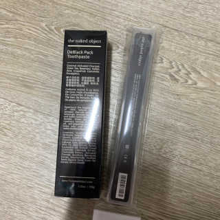 the naked object 디블랙팩치약 디블랙칫솔 세트 — 3점을 준 리뷰어가 2019년 1월 올린 사용 사진