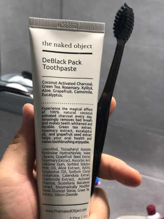 the naked object 디블랙팩치약 디블랙칫솔 세트 — 3점을 준 리뷰어가 2019년 1월 올린 사용 사진