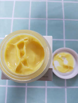 GoodDay Skincare GoodDay 강황 크림 — 4점을 준 리뷰어가 2019년 8월 올린 사용 사진