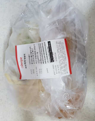 식스레시피 마라떡볶이 쿠킹박스 2인분 — 4점을 준 리뷰어가 2019년 7월 올린 사용 사진