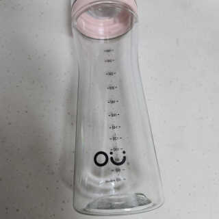 엄마의 바램을 담은 프리미엄 감성젖병 오유위시 260ml — 5점을 준 리뷰어가 2020년 3월 올린 사용 사진