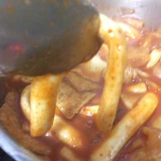 오이런국물떡볶이 — 5점을 준 리뷰어가 2018년 12월 올린 사용 사진