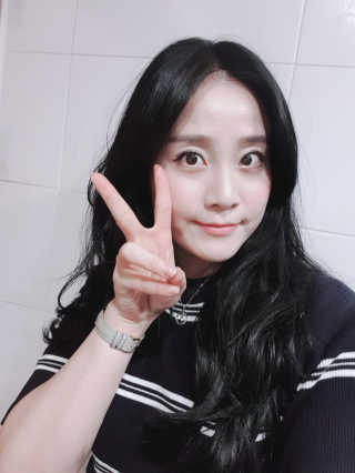 (주)에네스티 미스랩 더블 클리닉 헤어 컬러 크림 — 4점을 준 리뷰어가 2019년 10월 올린 사용 사진