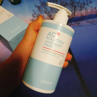 지나인스킨 AC+ 솔루션 아크네 바디워시 — 5점을 준 리뷰어가 2019년 12월 올린 사용 사진