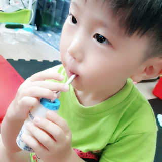 에코앤드] 환경을 생각한 스테인레스 빨대[직선,밴딩] — 5점을 준 리뷰어가 2019년 8월 올린 사용 사진