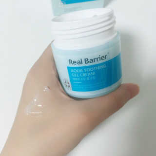 리얼베리어 아쿠아 수딩 젤 크림 대용량 기획세트 — 5점을 준 리뷰어가 2018년 5월 올린 사용 사진