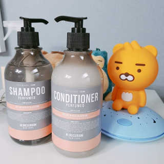 더블유드레스룸 더블유드레스품 퍼퓸드 헤어케어_샴푸.컨디셔너 — 5점을 준 리뷰어가 2018년 5월 올린 사용 사진