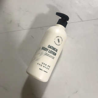 (주)에네스티 내추럴 촉촉  오트밀 바디로션 500ml — 5점을 준 리뷰어가 2020년 1월 올린 사용 사진