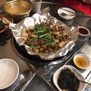 곱창을 요리하는 남자 [곱창을요리하는남자 상수] 곱창or막창 2인분+음료1병 — 5점을 준 리뷰어가 2018년 12월 올린 사용 사진