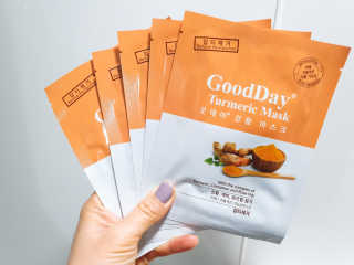 GoodDay Skincare GoodDay 강황 마스크 — 5점을 준 리뷰어가 2020년 3월 올린 사용 사진