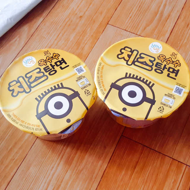 유어스) 미니언즈 옥수수 치즈 탕면 리뷰 사진
