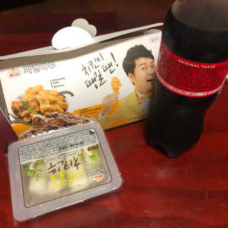 [치킨마루]-  빠사칸윙봉현미 + 콜라 500ml — 5점을 준 리뷰어가 2019년 7월 올린 사용 사진