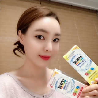 센트룸 아쿠아비타 레몬향, 딸기향 — 5점을 준 리뷰어가 2019년 6월 올린 사용 사진