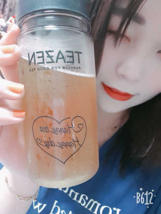 티젠 레몬밤 + 마이보틀 — 4.33점을 준 리뷰어가 2018년 7월 올린 사용 사진