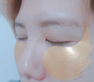 푸츄푸츄 Real repair skin cell premium patch — 4.67점을 준 리뷰어가 2018년 10월 올린 사용 사진