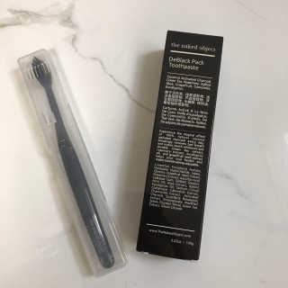 the naked object 디블랙팩치약 디블랙칫솔 세트 — 4점을 준 리뷰어가 2019년 1월 올린 사용 사진