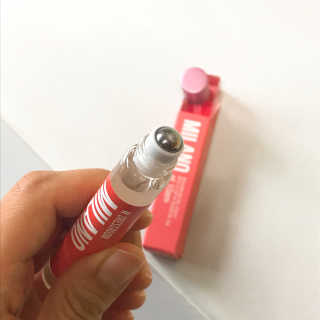 더블유드레스룸 롤 온 퍼퓸EDT 10ml — 4.17점을 준 리뷰어가 2018년 7월 올린 사용 사진