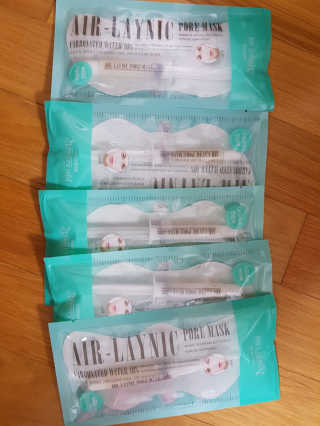 23years old 에어레이닉 포어 마스크 — 4점을 준 리뷰어가 2017년 11월 올린 사용 사진
