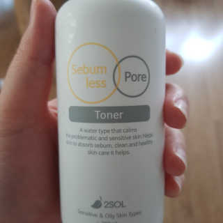 이솔화장품 이솔 세범 리스 포어 토너 200ml — 4점을 준 리뷰어가 2018년 8월 올린 사용 사진