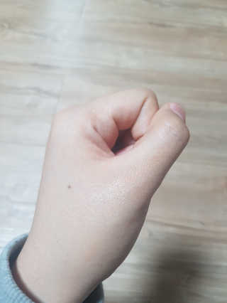 르무엘뷰티 바쁜여자 올인원 슬랙 퓸 (올인원 크림) — 3점을 준 리뷰어가 2017년 11월 올린 사용 사진