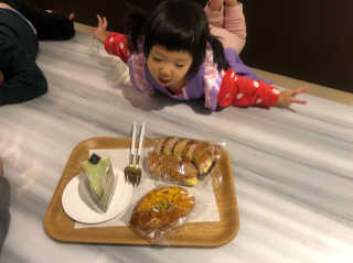 보네르아띠 부천점 [보네르아띠 부천상동점] 내맘대로 빵+아메리카노 2잔 — 4.5점을 준 리뷰어가 2019년 2월 올린 사용 사진