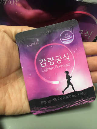 [감량공식] 다이어트 건강기능식품 — 3.5점을 준 리뷰어가 2019년 12월 올린 사용 사진