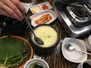 고향원조숯불닭갈비 [고향산천원조숯불닭갈비] 뼈없는 숯불닭갈비 2인세트 — 5점을 준 리뷰어가 2018년 9월 올린 사용 사진