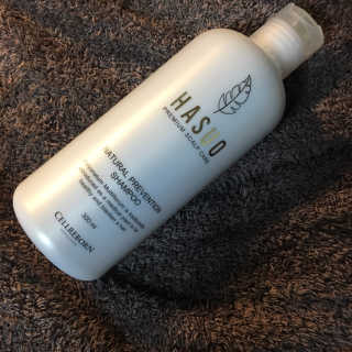 셀리본 하수오 내츄럴 프리벤션 탈모관리 샴푸 300ml — 5점을 준 리뷰어가 2019년 11월 올린 사용 사진
