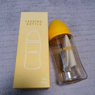 유비맘 PPSU 젖병 노꼭지_260ml_컬러 랜덤 발송 — 4.5점을 준 리뷰어가 2020년 3월 올린 사용 사진