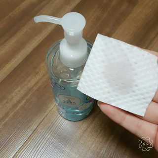 비페스타 클렌징워터 브라이트닝 — 2.83점을 준 리뷰어가 2017년 5월 올린 사용 사진