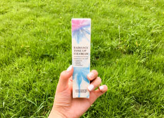 보나쥬르 래디언스 톤업 아이크림 30ml — 3.83점을 준 리뷰어가 2018년 8월 올린 사용 사진