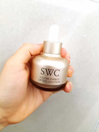 에스더블유씨 SWC 볼륨에너지 리프팅 솔루션 — 3.5점을 준 리뷰어가 2017년 1월 올린 사용 사진