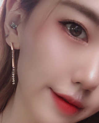 쏘내추럴 리얼 매트 세팅 픽서 — 5점을 준 리뷰어가 2019년 8월 올린 사용 사진
