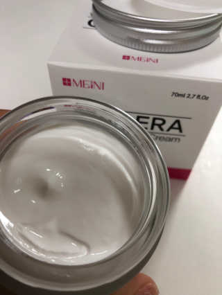 메이니 화이트 신드라 크림 70ml — 4.17점을 준 리뷰어가 2018년 4월 올린 사용 사진