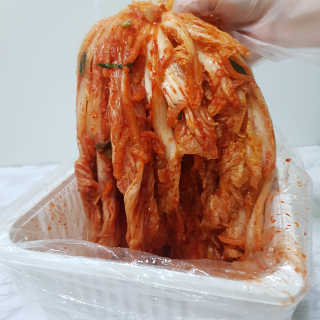이킴 포기김치 — 5점을 준 리뷰어가 2019년 12월 올린 사용 사진