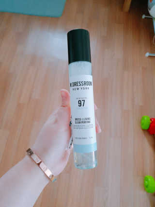 더블유드레스룸 드레스퍼퓸 150ml — 5점을 준 리뷰어가 2018년 8월 올린 사용 사진