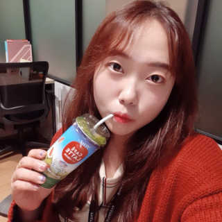 마이카페라떼 말차 아몬드브리즈 7개입 — 5점을 준 리뷰어가 2019년 11월 올린 사용 사진