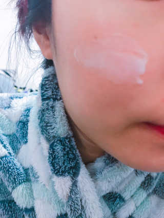 아크웰 아쿠아 클리니티 수분크림 — 4.67점을 준 리뷰어가 2018년 10월 올린 사용 사진