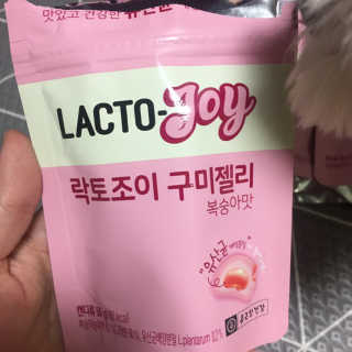락토조이 구미젤리 복숭아맛 — 4점을 준 리뷰어가 2019년 6월 올린 사용 사진
