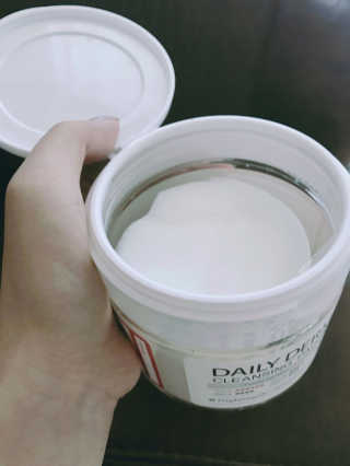 나이팅게일 데일리 더마 클렌징패드 마일드 — 3점을 준 리뷰어가 2017년 3월 올린 사용 사진