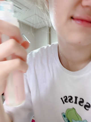 스프링풀 로얄 허니에센스미스트 — 5점을 준 리뷰어가 2018년 4월 올린 사용 사진
