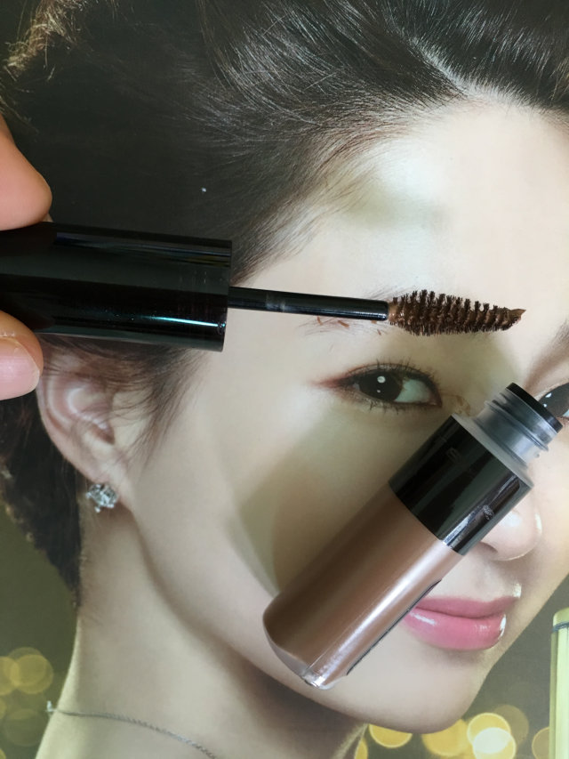 케이트 아이브로우 컬러 리뷰 사진