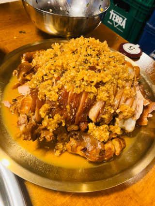 [동네맛집족발] 4개 족발 중 택1 — 5점을 준 리뷰어가 2019년 12월 올린 사용 사진