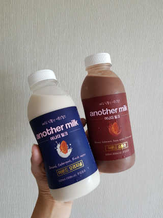 식사대용 아몬드밀크 어나더밀크 500ml X 2병 — 4.67점을 준 리뷰어가 2018년 9월 올린 사용 사진