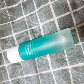 오지아이 워터 밤 모이스처 스킨 에센스 180ml — 4점을 준 리뷰어가 2019년 12월 올린 사용 사진